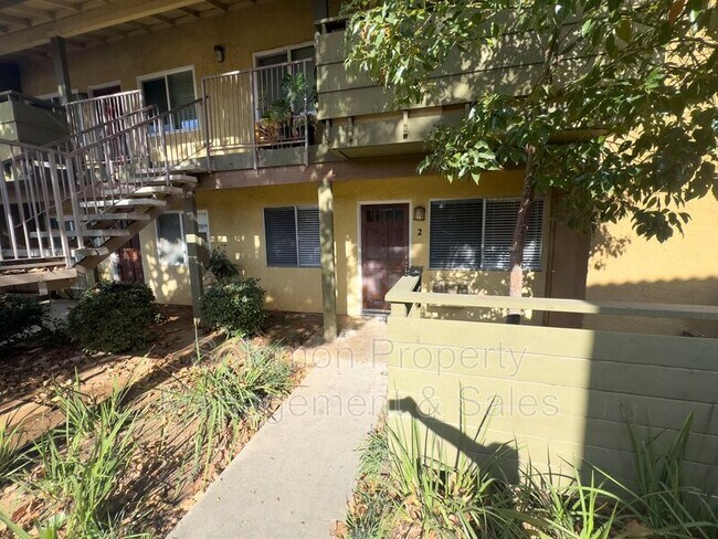 2094 E Grand Ave Escondido, CA 92027 photo 2