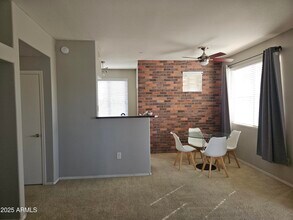3302 N 7TH St Phoenix, AZ 85014 photo 3