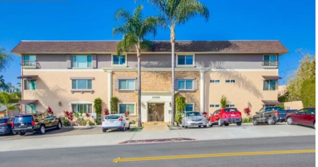 4560 60th St San Diego, CA 92115 photo 2