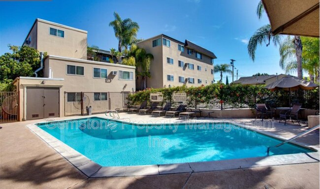 4560 60th St San Diego, CA 92115 photo 5