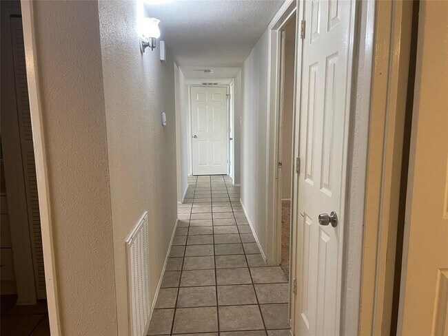 630 Valley View Dr Allen, TX 75002 photo 5