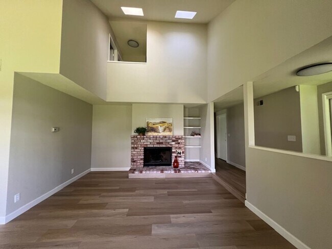 217 Ada Avenue, Mountain View, CA 94043 photo 5