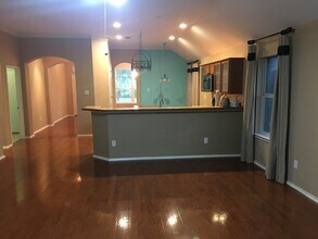 6321 Pinehurst Dr North Richland Hills, TX 76180 photo 5