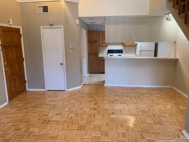 5322 Medical Dr San Antonio, TX 78240 photo 5