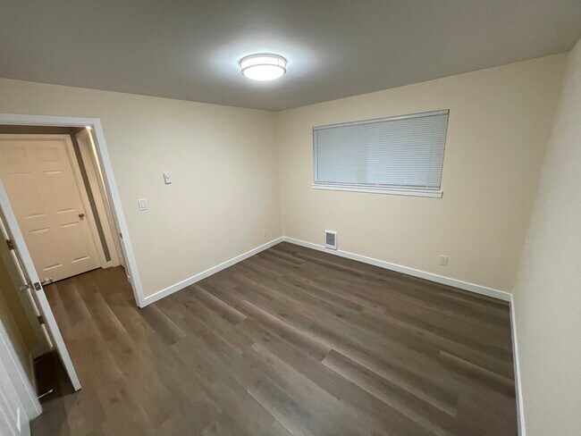 10334 NE 189th St Bothell, WA 98011 photo 5