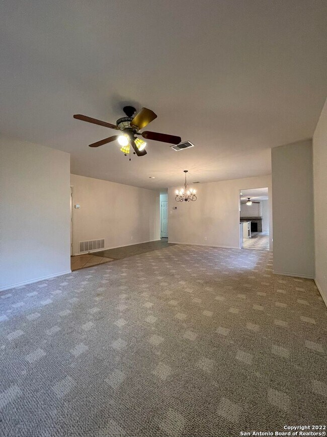 13959 Cedar Canyon San Antonio, TX 78231 photo 4