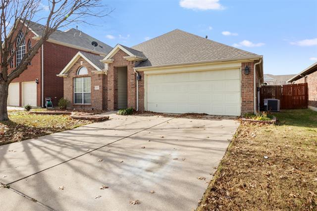 10521 Jaybird Dr Fort Worth, TX 76244 photo 2