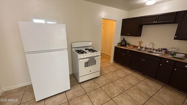 419 N 20th St Phoenix, AZ 85006 photo 4