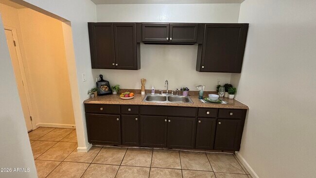 419 N 20th St Phoenix, AZ 85006 photo 5