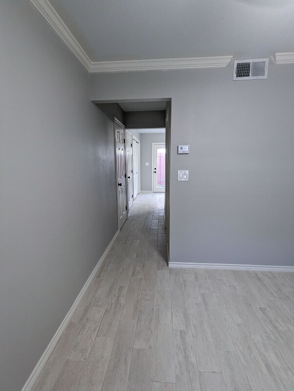 114 Scofield Ave Johnson City, TX 78636 photo 4