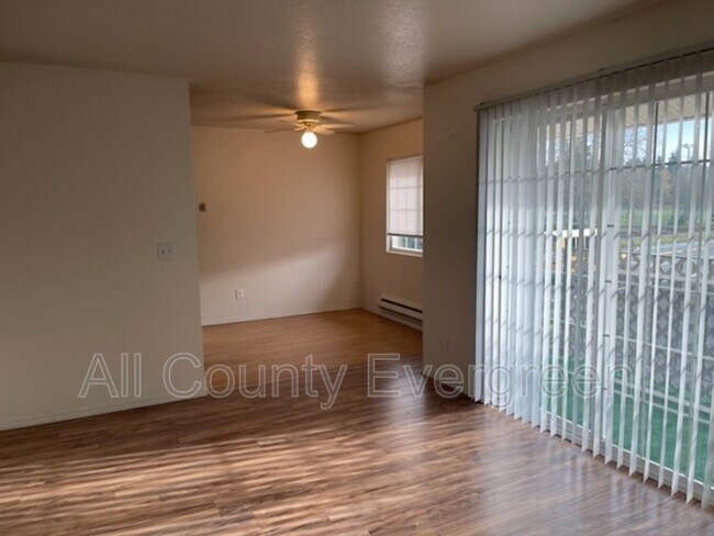 2939 R St SE Auburn, WA 98002 photo 4