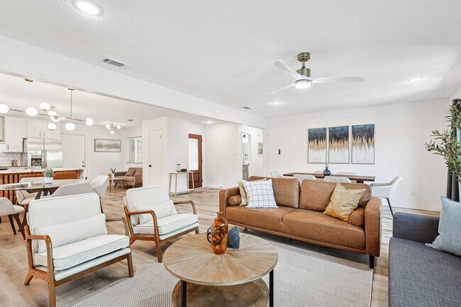 2003 N O'Connor Rd Irving, TX 75061 photo 4