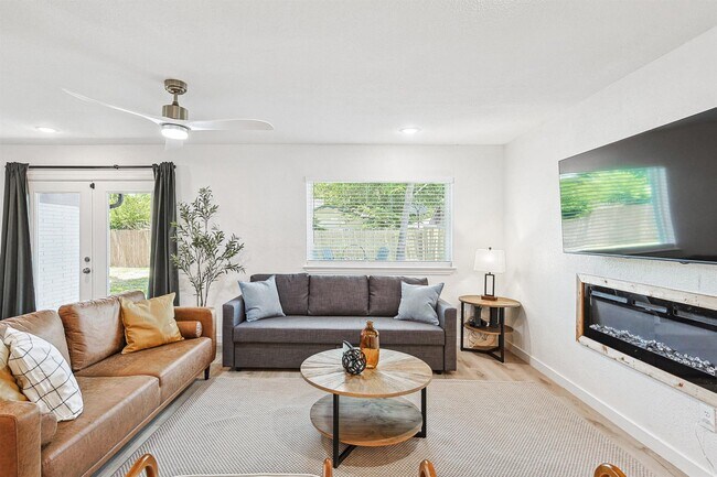 2003 N O'Connor Rd Irving, TX 75061 photo 5