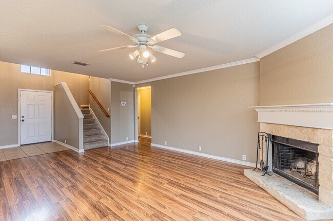 6105 Sennen Cove Schertz, TX 78108 photo 5