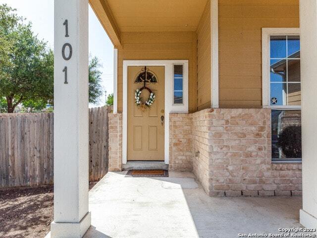 101 Cowboy Trail Cibolo, TX 78108 photo 2