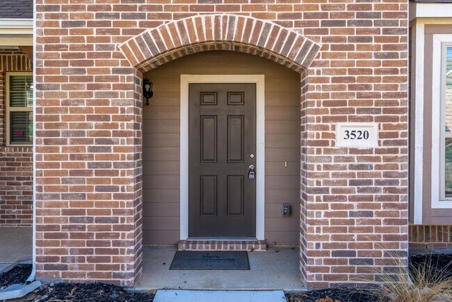 3520 Brentwood Drive, Denton, TX 76207 photo 4