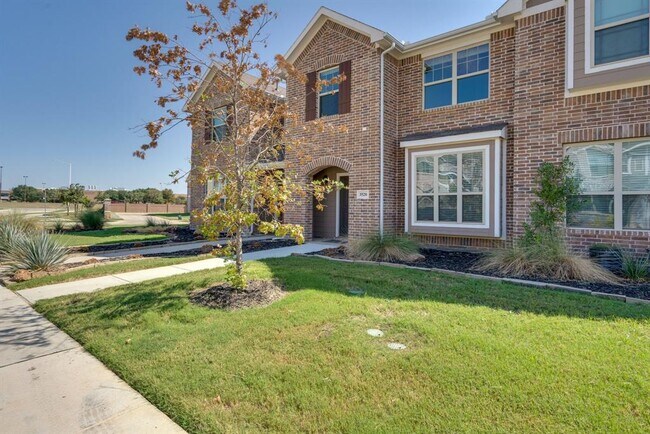 3520 Brentwood Drive, Denton, TX 76207 photo 3
