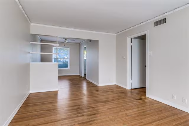 3227 San Vicente Ave Dallas, TX 75228 photo 3