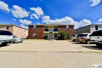 3400 Hereford LN Killeen, TX 76542 photo 3