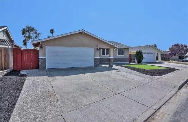 34641 Fielding Ct Fremont, CA 94555 photo 2