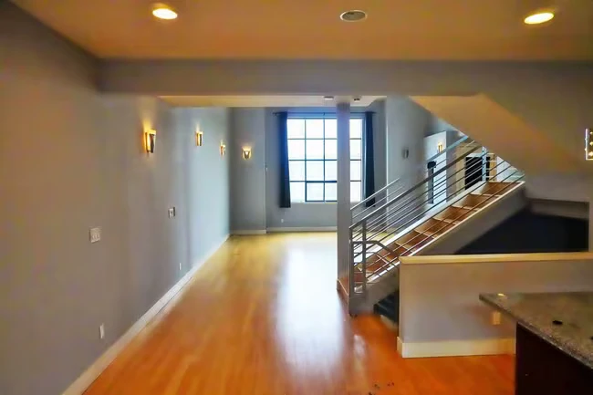 3415 Haven St Oakland, CA 94608 photo 3