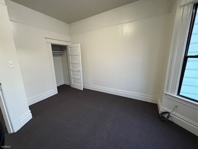 269 San Carlos ST photo 3