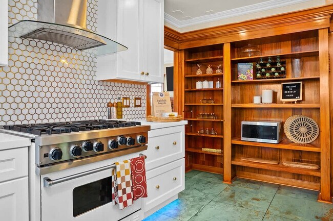 3148 College Ave Berkeley, CA 94705 photo 3