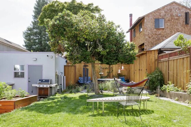 3148 College Ave Berkeley, CA 94705 photo 2