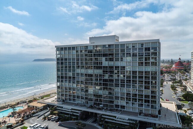 1750 Avenida Del Mundo Coronado, CA 92118 photo 4