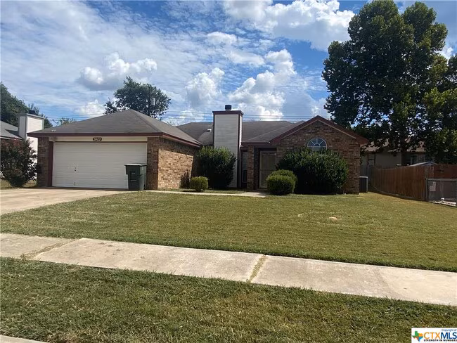 2402 Cross Timber Dr Killeen, TX 76543 photo 3