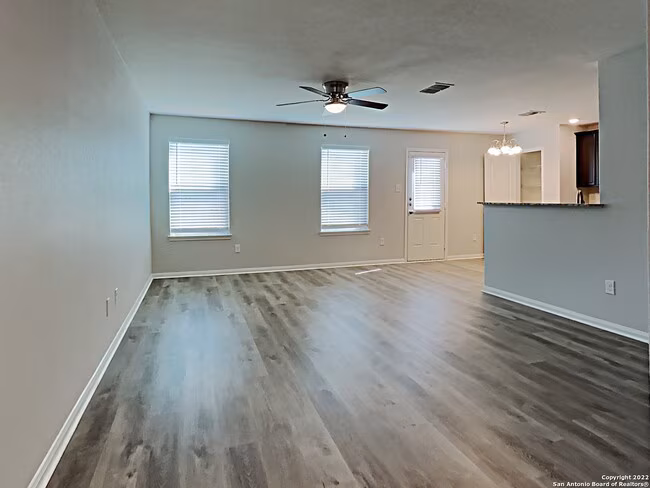 3230 Begonia Bend San Antonio, TX 78222 photo 5