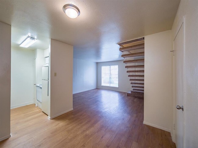 Willow Tree Apartments photo 5