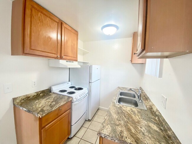 3684 Euclid Ave San Diego, CA 92105 photo 3