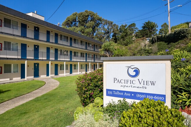 Pacific View Apartments photo 4
