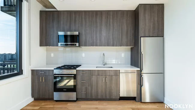 824 E New York Ave Brooklyn, NY 11203 photo 4