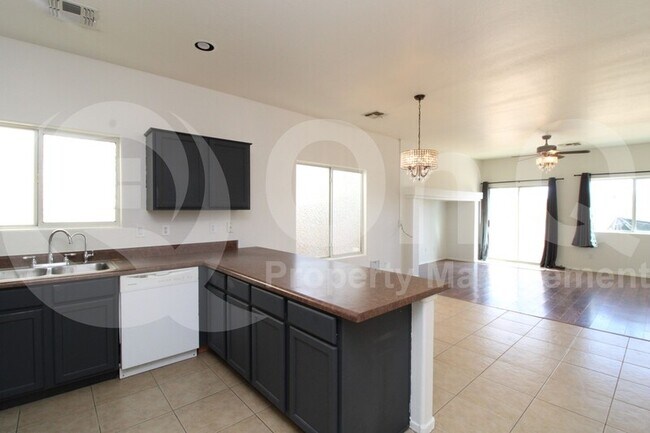 1407 S 7th St Coolidge, AZ 85128 photo 4