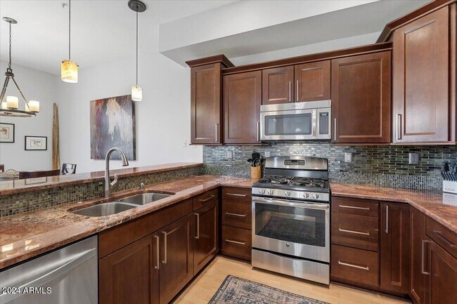 8270 Hayden Rd Scottsdale, AZ 85258 photo 4