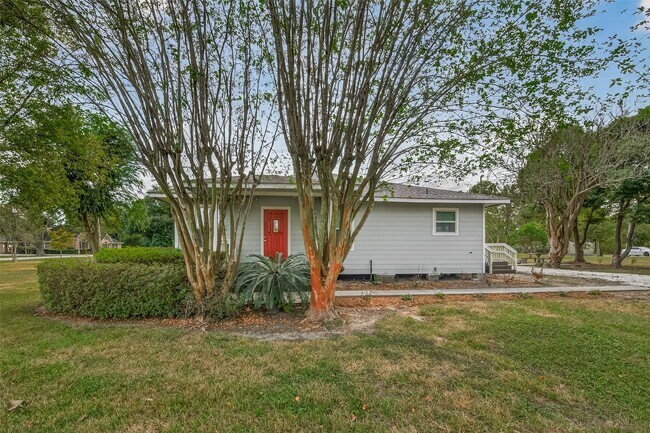 6928 Apache Street, Houston, TX 77028 photo 3