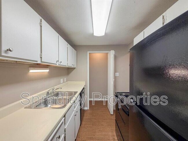 608 John Paul Jones Dr Temple, TX 76504 photo 4