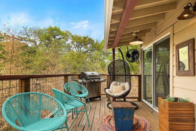 2906 Westhill Dr Austin, TX 78704 photo 2