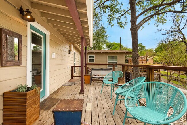 2906 Westhill Dr Austin, TX 78704 photo 3
