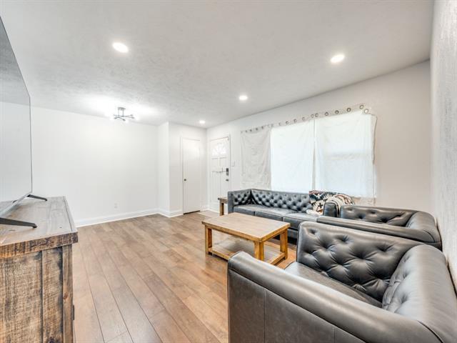 3136 Colchester Drive, Farmers Branch, TX 75234 photo 5