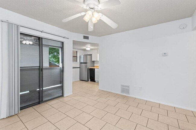 2500 Burleson Rd Austin, TX 78741 photo 5