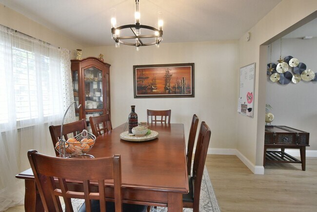 5881 Ettersberg Drive, San Jose, CA 95123 photo 4