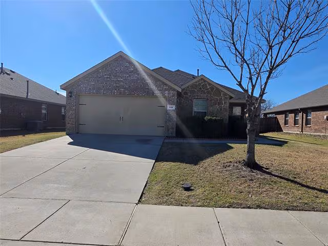 237 Thoroughbred St Waxahachie, TX 75165 photo 2