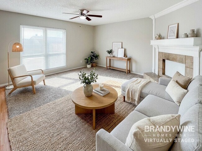 553 Edwards Dr Saginaw, TX 76179 photo 2