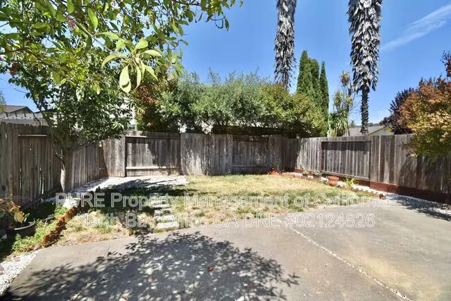 89 Francis Cir Rohnert Park, CA 94928 photo 2