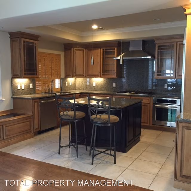 18881 ARATA WAY photo 3