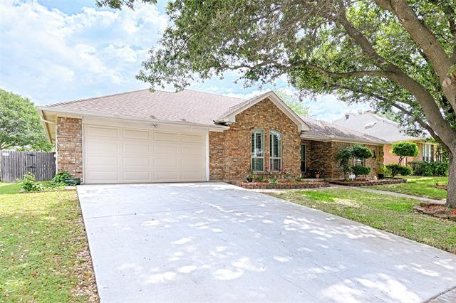 1410 Spyglass Drive, Mansfield, TX 76063 photo 2