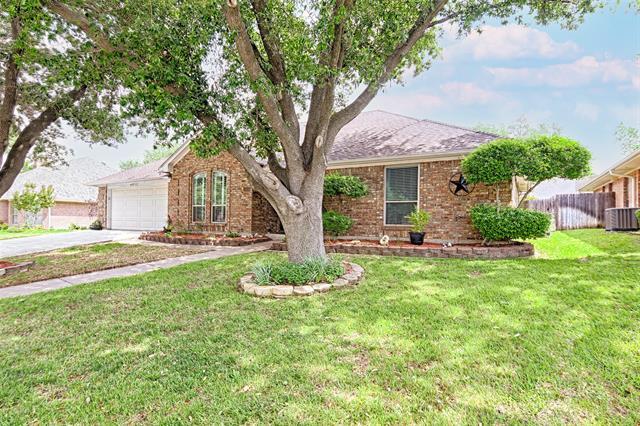 1410 Spyglass Drive, Mansfield, TX 76063 photo 3